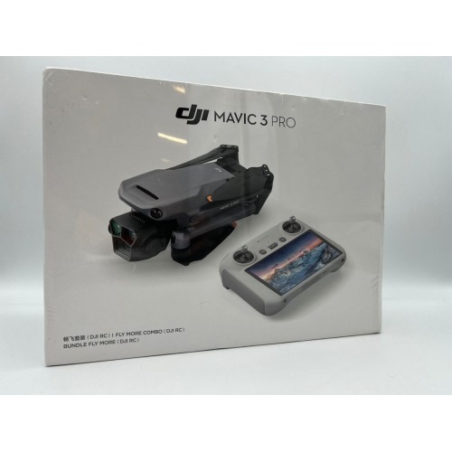 Квадрокоптер DJI Mavic 3 Fly More Combo в Одинцово DJI RC / с экраном